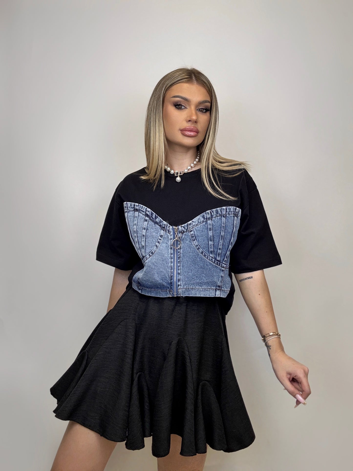 Tricou Negru Emm