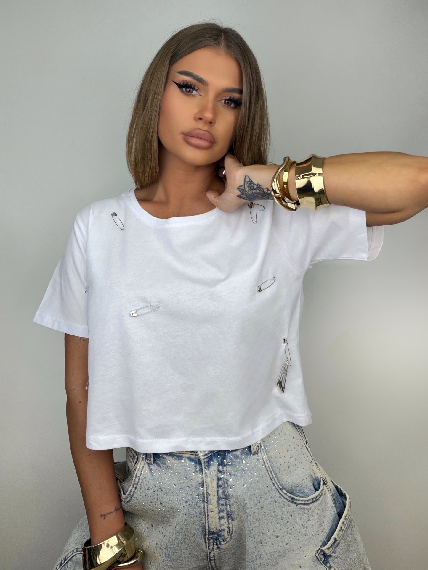 Tricou Alb Needle