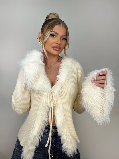 Cardigan Bej Fluffy