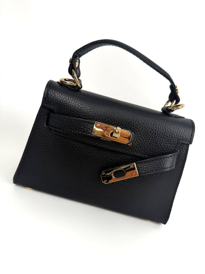 Geanta Neagra Nomi
