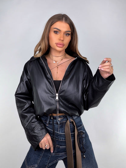 Geaca Neagra Etta
